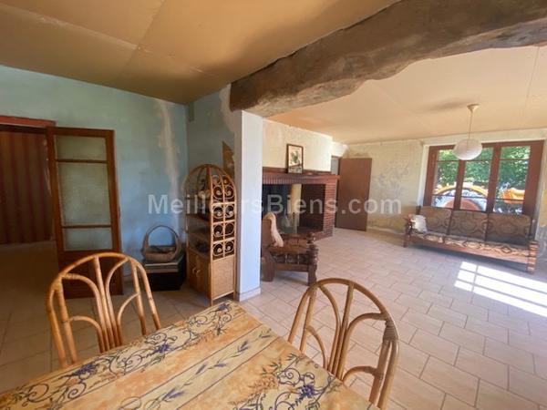 Entre Auch et Fleurance / Maison gasconne de 230m2 + chai en pierre de 320m2