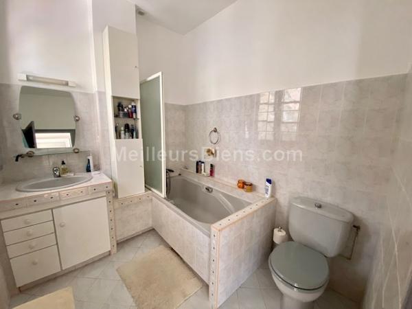 AUCH Haute-ville / Maison de 100m2 avec terrasse et location garage