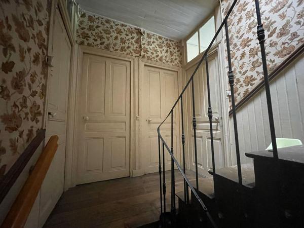 MAISON - CENTRE VILLE DE RIOM-ES-MONTAGNES Riom-ès-Montagnes (15400)