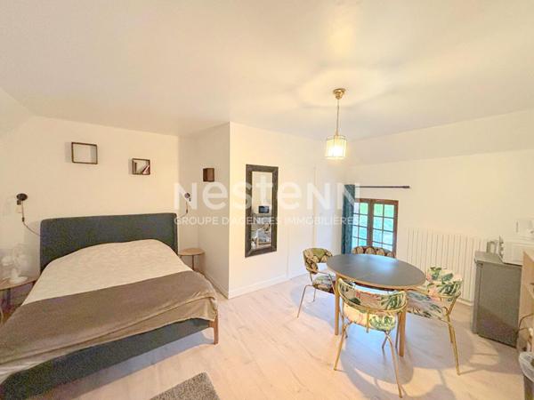 A VENDRE - Proche de Chaumont-en-Vexin - Maison en pierre avec dépendance - 4 chambres - Terrain de 1255m²