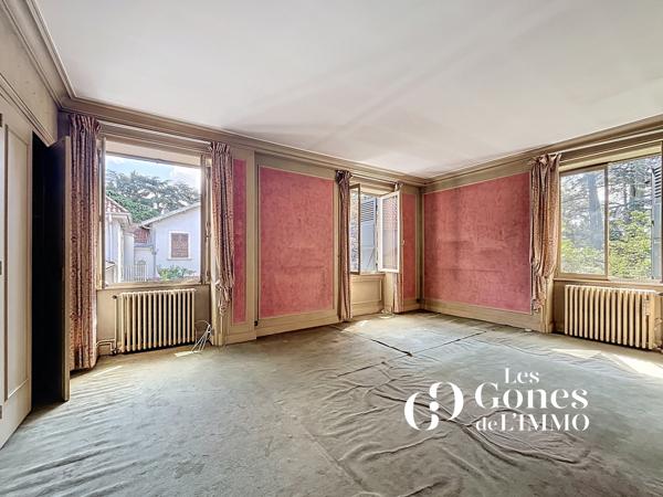 Maison 6 pièce(s) 5 chambre(s) 246 m²