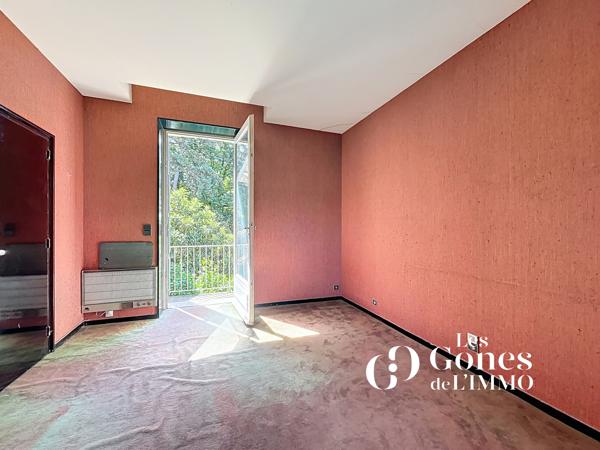 Maison 6 pièce(s) 5 chambre(s) 246 m²