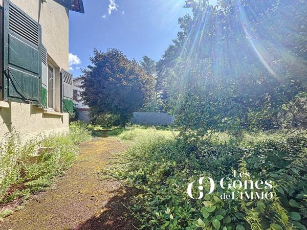 Maison 6 pièce(s) 5 chambre(s) 246 m²