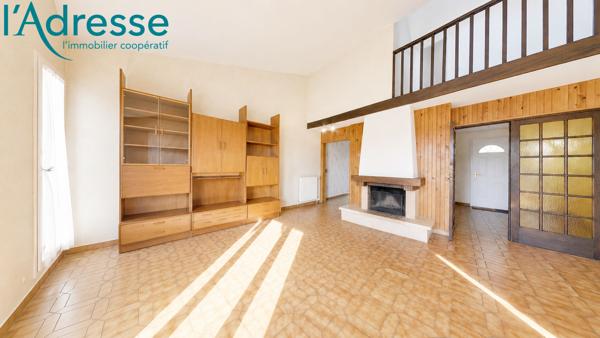 Maison avec 4 chambres + garage