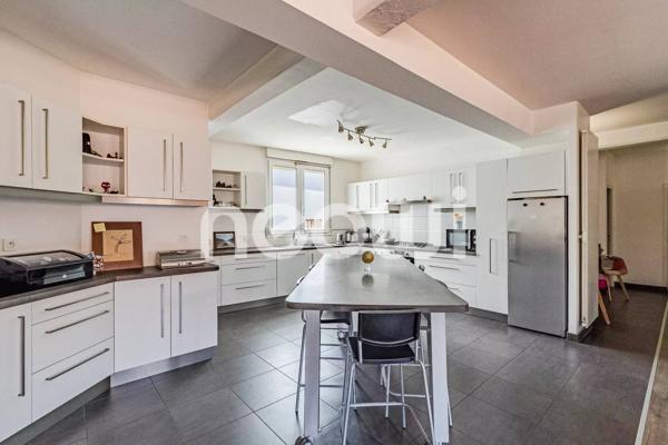Villefranche-sur-Saône Centre – Loft duplex avec terrasse de 63 m² sans vis-à-vis