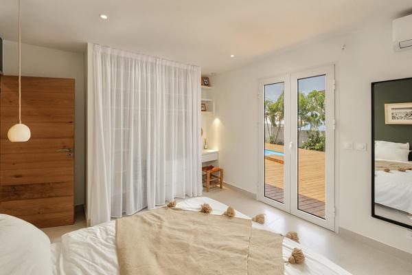 Maison à louer 2 850 € CC ST FRANCOIS 4 p 118 m² DPE B