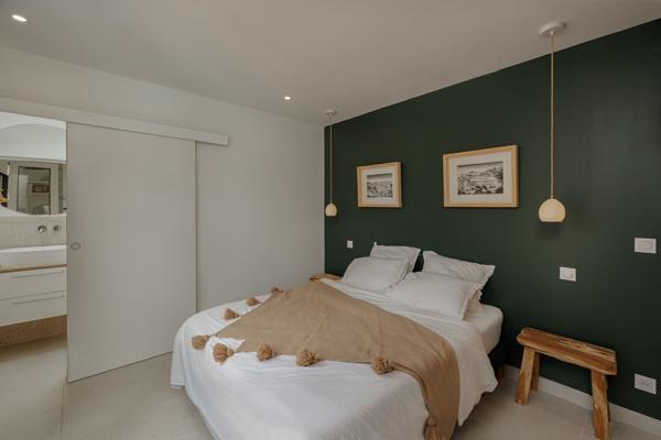 Maison à louer 2 850 € CC ST FRANCOIS 4 p 118 m² DPE B