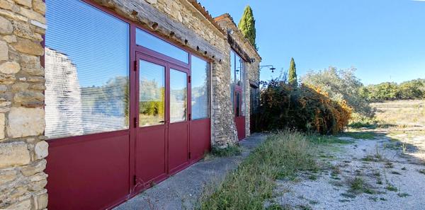 Ancien relais de poste avec domaine agricole à Forcalquier (04300) Forcalquier