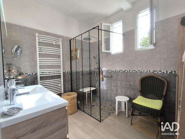 Maison à vendre 6 pièces 187 m² Pineuilh