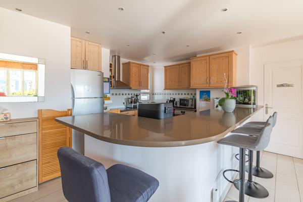 Boulogne Nord - Appartement familial 3/4 chambres ensoleillé - Dernier étage et balcon