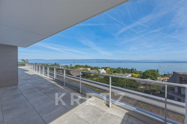EXCLUSIVITÉ – ÉVIAN-LES-BAINS – PENTHOUSE EN ATTIQUE HAUT DE GAMME – VUE PANORAMIQUE À 180° SUR LE L