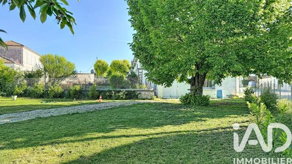 Maison à vendre 8 pièces 204 m² Neuillac