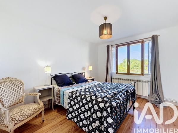 Maison à vendre 8 pièces 204 m² Neuillac
