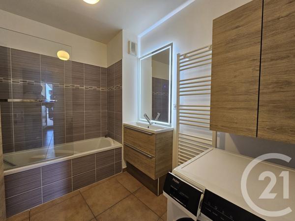 Appartement T3 à vendre  3 pièces - 63,36 m2 SIX FOURS LES PLAGES - 83