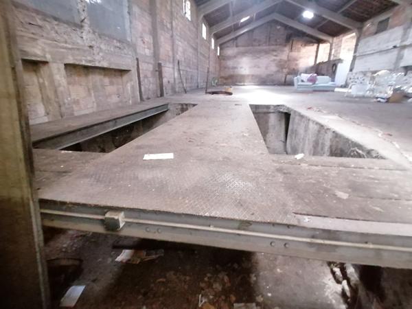 GAILLAC, immeuble de +/- 600 m²