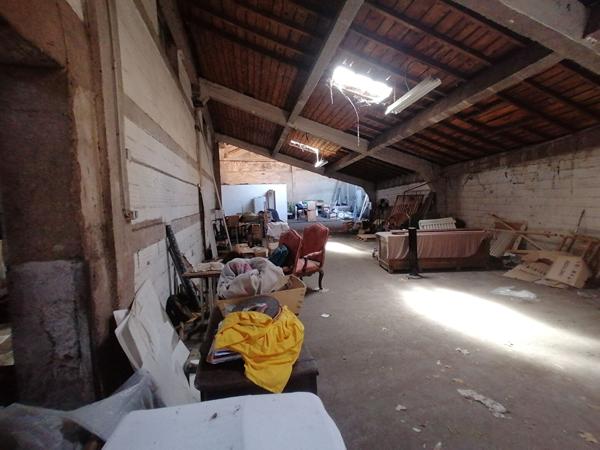 GAILLAC, immeuble de +/- 600 m²