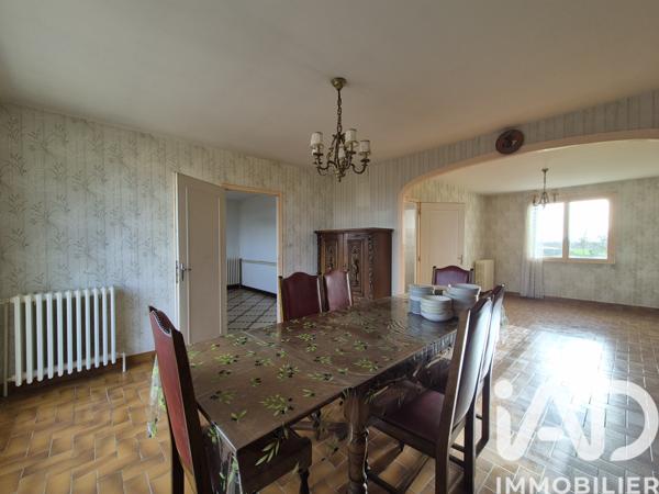 Maison à vendre 7 pièces 175 m² Val en Vignes