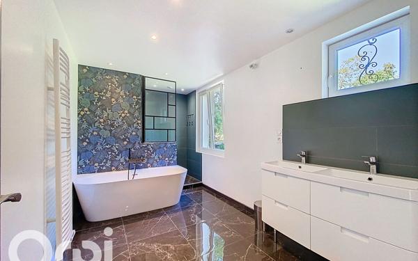 Maison à vendre    5 pièces •  Seine-Port