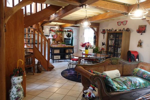 Maison sur grand terrain de 4620 m² à Saint-Martin-d'Abbat