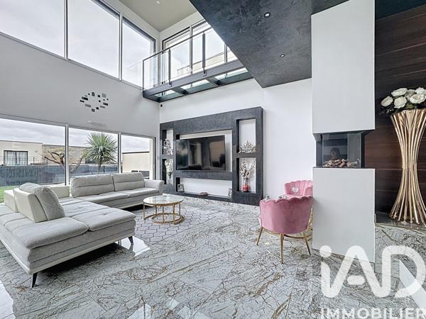 Maison à vendre 5 pièces 147 m² Bourgbarré