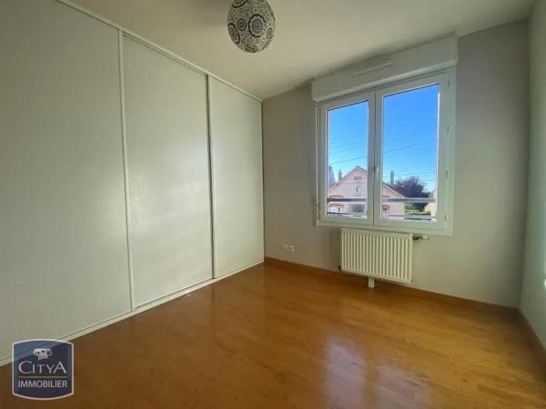 Appartement à louer 3 pièces 69.04m² Chartres (28000)