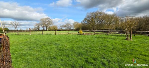 Longère sur 2 ha 55 à Argentré
