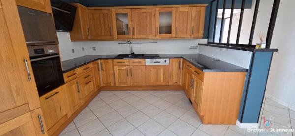 Longère sur 2 ha 55 à Argentré