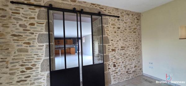 Longère sur 2 ha 55 à Argentré