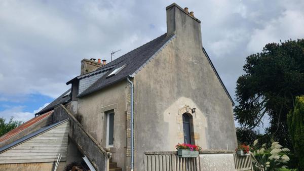 Maison de charme hors lotissement à proximité du bourg