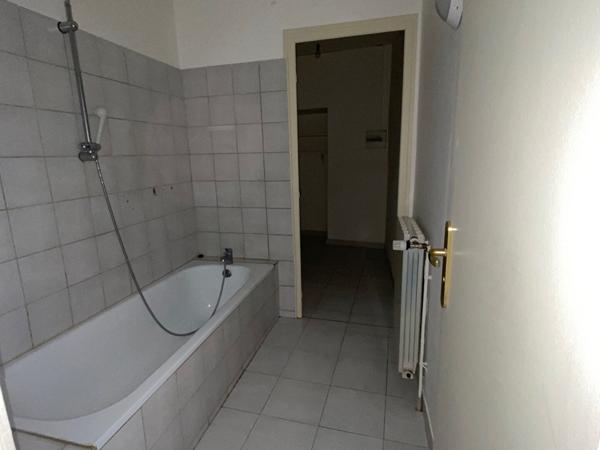 HEREPIAN - Appartement 3 pièce(s) - 86,35 m² - Loyer 733 € CC