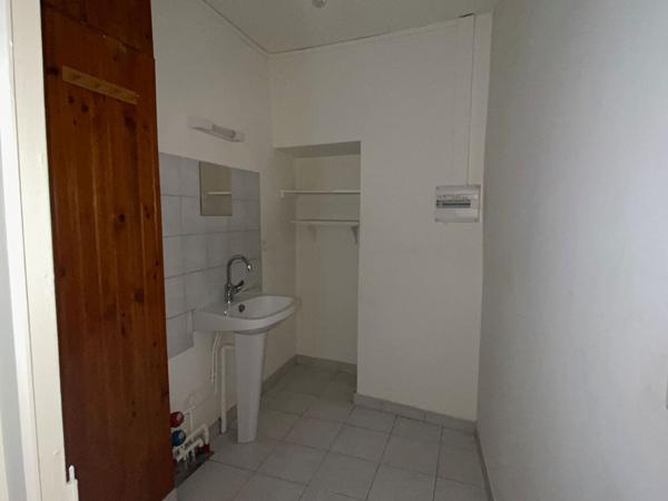 HEREPIAN - Appartement 3 pièce(s) - 86,35 m² - Loyer 733 € CC