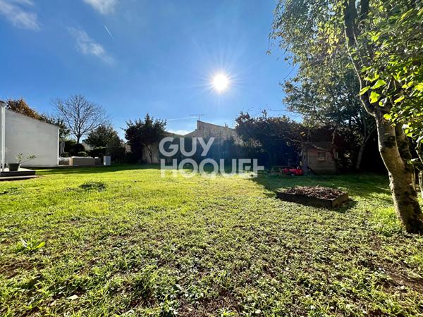 VENTE : maison de 5 pièces (145 m²) à SAINTE SOULLE