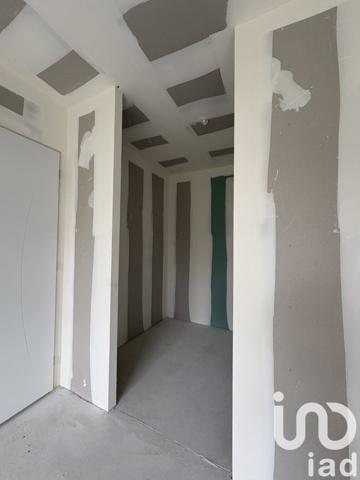 Maison traditionnelle 5 pièces de 130 m² à Saint-Aubin-de-Médoc (33160)