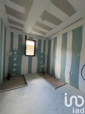 Maison traditionnelle 5 pièces de 130 m² à Saint-Aubin-de-Médoc (33160)