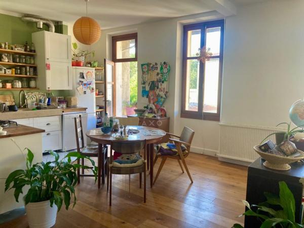 Appartement 80m2 traversant 13004
