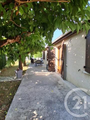 Maison à vendre  4 pièces - 81,22 m 2   GRATENTOUR  - 31