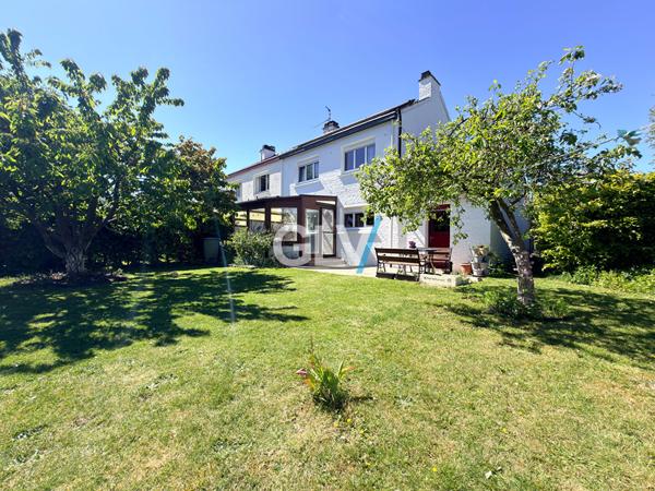 MAISON SEMI-INDIVIDUELLE AVEC GARAGE ET JARDIN DE 330m2 , Faches thumesnil