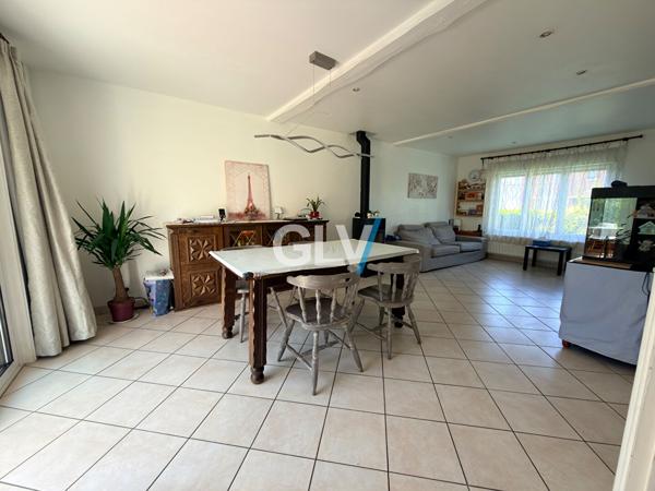 MAISON SEMI-INDIVIDUELLE AVEC GARAGE ET JARDIN DE 330m2 , Faches thumesnil