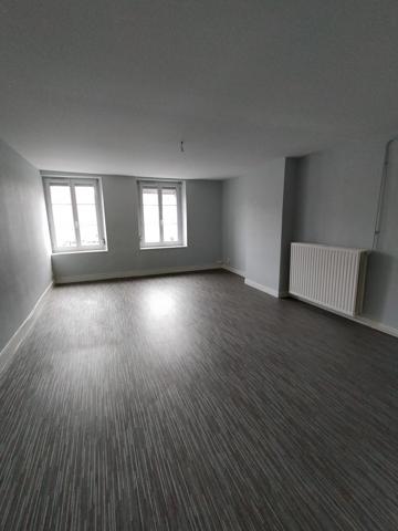 Immeuble dans Vrigne aux Bois