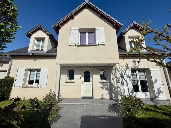 Magnifique maison de 155 m² – 4 chambres + 1 bureau – vivable de plain-pied – garage