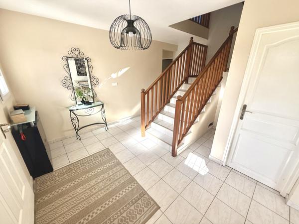 Magnifique maison de 155 m² – 4 chambres + 1 bureau – vivable de plain-pied – garage