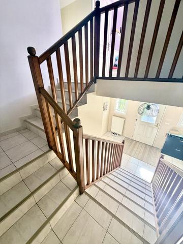 Magnifique maison de 155 m² – 4 chambres + 1 bureau – vivable de plain-pied – garage