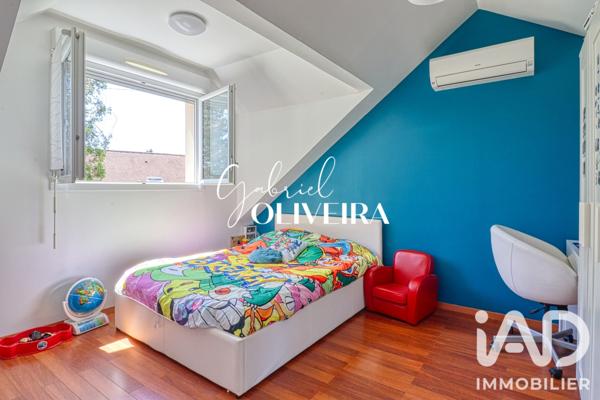 Maison à vendre 6 pièces 130 m² Saint-Leu-la-Forêt