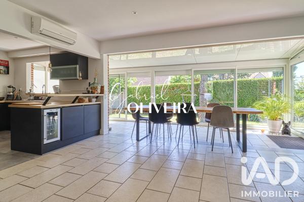 Maison à vendre 6 pièces 130 m² Saint-Leu-la-Forêt