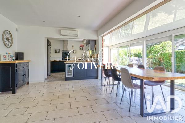 Maison à vendre 6 pièces 130 m² Saint-Leu-la-Forêt
