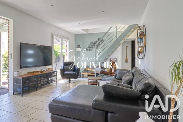 Maison à vendre 6 pièces 130 m² Saint-Leu-la-Forêt