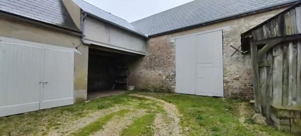 Greneville-en-Beauce (45480) SI VOUS AIMEZ LES DEPENDANCES CE BIEN EST FAIT POUR VOUS!!!