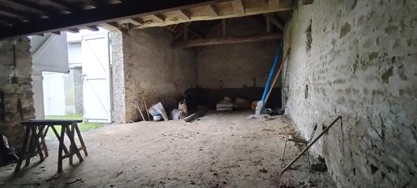 Greneville-en-Beauce (45480) SI VOUS AIMEZ LES DEPENDANCES CE BIEN EST FAIT POUR VOUS!!!