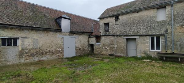 Greneville-en-Beauce (45480) SI VOUS AIMEZ LES DEPENDANCES CE BIEN EST FAIT POUR VOUS!!!