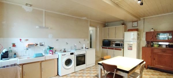 Greneville-en-Beauce (45480) SI VOUS AIMEZ LES DEPENDANCES CE BIEN EST FAIT POUR VOUS!!!